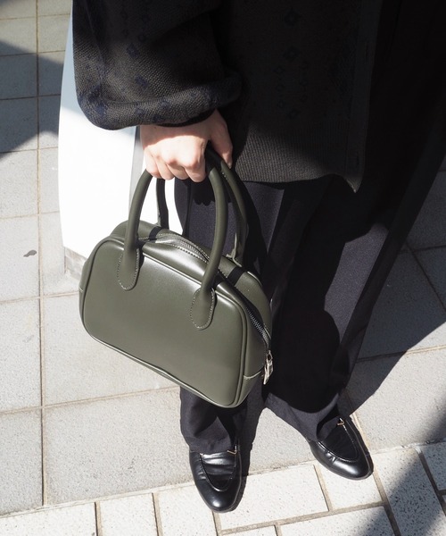 kutir（クティール）の「2WAYボストンバッグ（ボストンバッグ・レディース・ブラック/ブルーグレー/モカ/アイボリー/カーキ・FREE）」の8枚目の写真