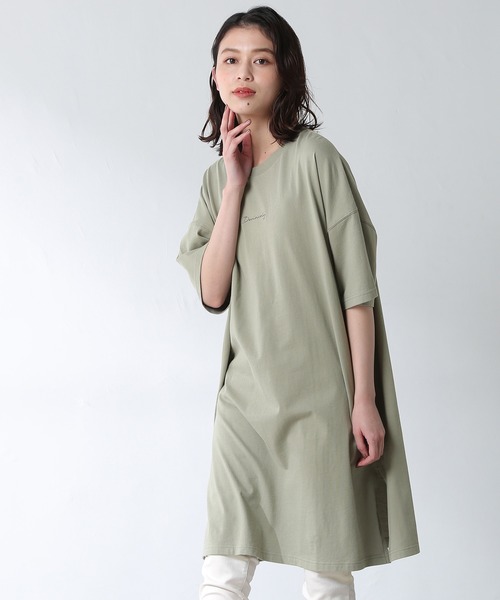 Honeys(ハニーズ)の「フォトプリントチュニック(その他トップス・レディース・ホワイト/ブラック/ブルー/モカ/ライトカーキ・LL/M/L)」の5枚目の写真