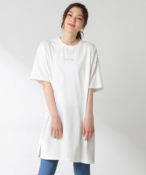 Honeys(ハニーズ)の「フォトプリントチュニック(その他トップス・レディース・ホワイト/ブラック/ブルー/モカ/ライトカーキ・LL/M/L)」の2枚目の写真