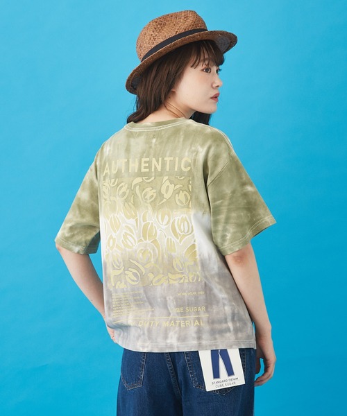 CUBE SUGAR（キューブシュガー）の「ハンドダイイング天竺 ツートーン染め Tシャツ（Tシャツ/カットソー・レディース・オレンジ/グレー/グリーン・M）」の3枚目の写真