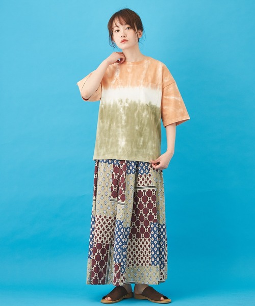 CUBE SUGAR（キューブシュガー）の「ハンドダイイング天竺 ツートーン染め Tシャツ（Tシャツ/カットソー・レディース・オレンジ/グレー/グリーン・M）」の19枚目の写真