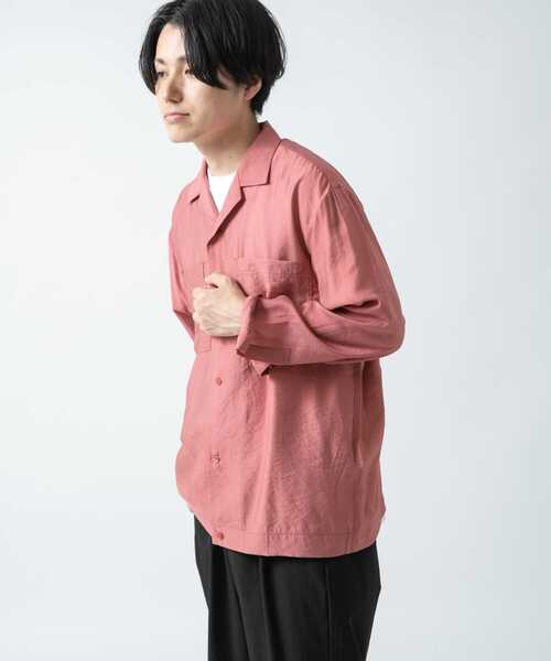 ITEMS URBANRESEARCH（アイテムズ アーバンリサーチ）の「レーヨン混 両ポケオープンカラーシャツ（シャツ/ブラウス・メンズ・レッド/ブラック/ベージュ・MEDIUM/LARGE）」の7枚目の写真
