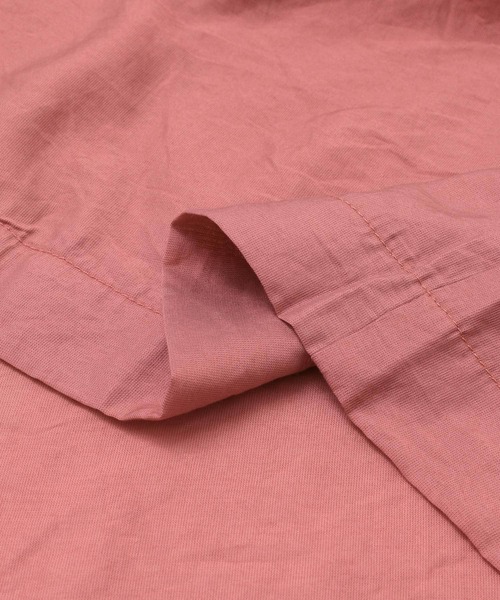 ITEMS URBANRESEARCH（アイテムズ アーバンリサーチ）の「レーヨン混 両ポケオープンカラーシャツ（シャツ/ブラウス・メンズ・レッド/ブラック/ベージュ・MEDIUM/LARGE）」の16枚目の写真