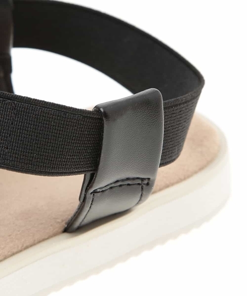 a.v.v（アーヴェヴェ）の「[KIDS]クロスゴムフラットサンダル[WEB限定サイズ]（サンダル・キッズ・シルバー/ブラック・20/22/21/18/19/23）」の18枚目の写真