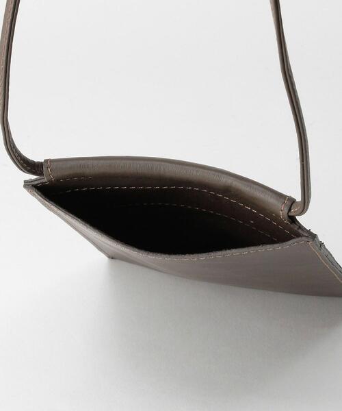 green label relaxing（グリーンレーベルリラクシング）の「別注[ ア・ラ・マルヴァ ]A.la Malva サコッシュ（ショルダーバッグ・レディース・ブラック/オフホワイト/イエロー/モカ・FREE）」の7枚目の写真