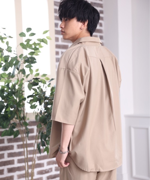 ACE SHOP（エースショップ）の「【セットアップ着用可】オーバーサイズリラックスシャツ【ファッション系YouTuberめんくろ。コラボ】（シャツ/ブラウス・メンズ・ブラック/ベージュ・MEDIUM/LARGE）」の15枚目の写真