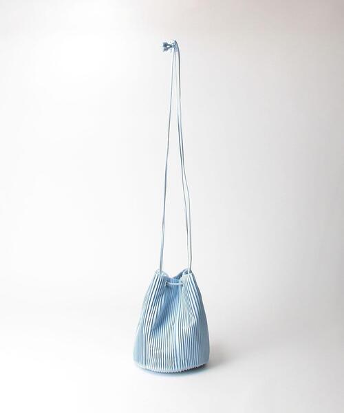 BEAUTY&YOUTH UNITED ARROWS（ビューティーアンドユースユナイテッドアローズ）の「BY スマートプリーツ ドロストショルダーバッグ ◆（ショルダーバッグ・レディース・ライトブルー/ブラック/オフホワイト・FREE）」の9枚目の写真