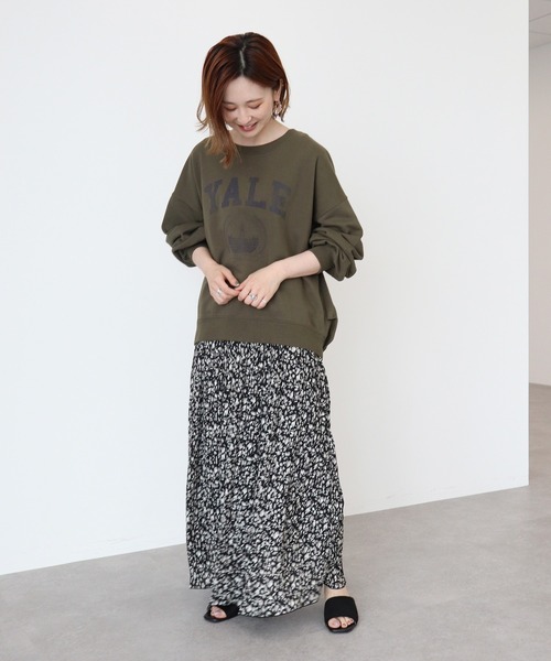 AMERICAN HOLIC(アメリカンホリック)の「ロゴバックドレープ裏毛プルオーバー(スウェット・レディース・チャコールグレー/ネイビー/カーキ・M/L)」の17枚目の写真