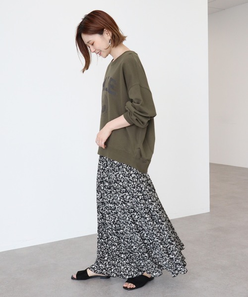 AMERICAN HOLIC(アメリカンホリック)の「ロゴバックドレープ裏毛プルオーバー(スウェット・レディース・チャコールグレー/ネイビー/カーキ・M/L)」の7枚目の写真