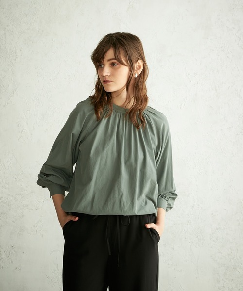 LE SOUK HOLIDAY(ルスークホリデー)の「ギャザーネックブラウス(シャツ/ブラウス・レディース・カーキ/ピンク/ブラック・M/S)」の15枚目の写真