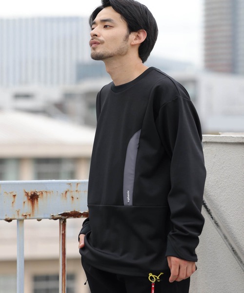+phenix(プラスフェニックス)の「+phenix(プラスフェニックス)Stretch Zip Pocket Tee(Tシャツ/カットソー・メンズ・ホワイト/カーキ/ホワイト×グレー/ブラック・S/M/L/XL/XXL)」の5枚目の写真