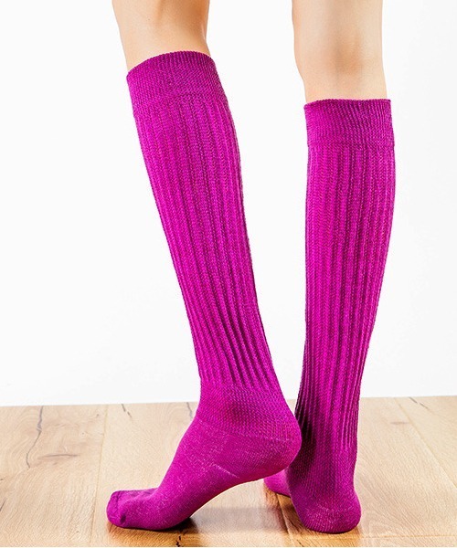 Fun & Daily（ファンアンドデイリー）の「F&D : カラールーズソックス（ソックス/靴下・レディース・ホワイト/パープル/ブラウン/ブルー/パープル系その他/イエロー/グリーン/ピンク・FREE）」の11枚目の写真