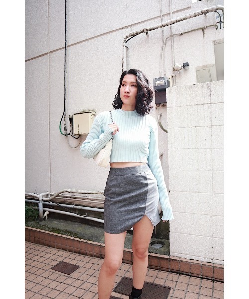 FIG&VIPER（フィグアンドバイパー）の「クロップドリブニットTOP（ニット/セーター・レディース・ホワイト/ブラック/グレー/ブルー・FREE）」の20枚目の写真