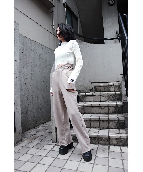 FIG&VIPER（フィグアンドバイパー）の「クロップドリブニットTOP（ニット/セーター・レディース・ホワイト/ブラック/グレー/ブルー・FREE）」の12枚目の写真