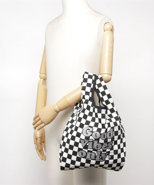 WEGO(ウィゴー)の「WEGO/チェッカーロゴマルシェバッグ(トートバッグ・レディース・ブラック/オレンジ/グリーン/パープル系その他・FREE)」の20枚目の写真