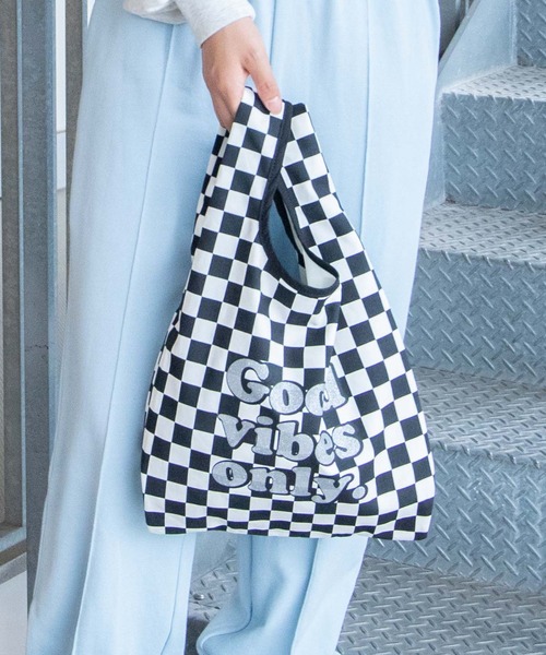 WEGO(ウィゴー)の「WEGO/チェッカーロゴマルシェバッグ(トートバッグ・レディース・ブラック/オレンジ/グリーン/パープル系その他・FREE)」の2枚目の写真