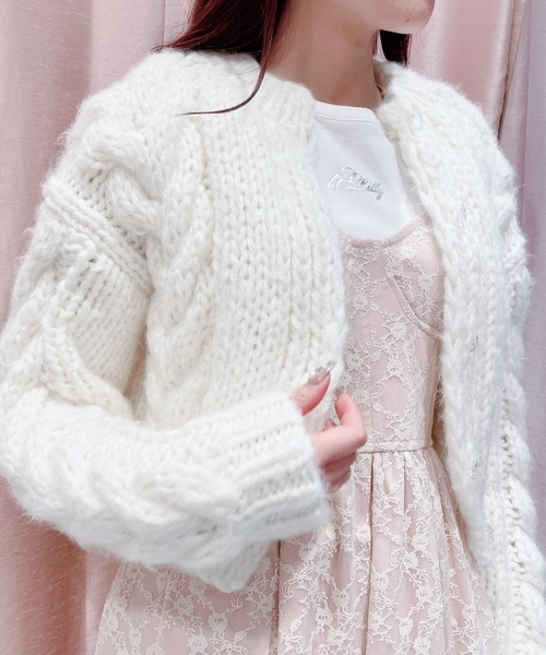 lilLilly(リルリリー)の「ハンドニットカーディガン(ニット/セーター・レディース・ホワイト/ブラック/ブルー/オレンジ・FREE)」の17枚目の写真