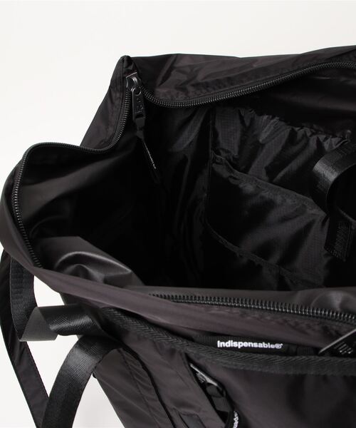 INDISPENSABLE （インディスペンサブル）の「INDISPENSABLE　3WAY TOTE BAG TOSS ECONYL MS（トートバッグ・メンズ・ブラック・FREE）」の4枚目の写真