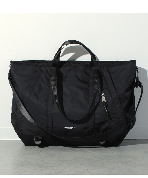 INDISPENSABLE （インディスペンサブル）の「INDISPENSABLE　3WAY TOTE BAG TOSS ECONYL MS（トートバッグ・メンズ・ブラック・FREE）」の6枚目の写真