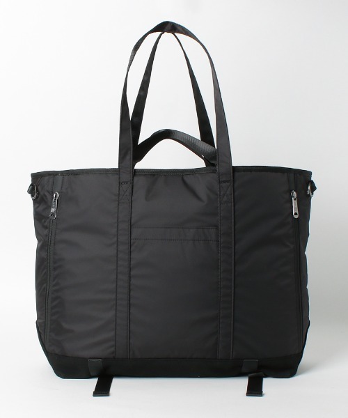 INDISPENSABLE （インディスペンサブル）の「INDISPENSABLE　3WAY TOTE BAG TOSS ECONYL MS（トートバッグ・メンズ・ブラック・FREE）」の8枚目の写真