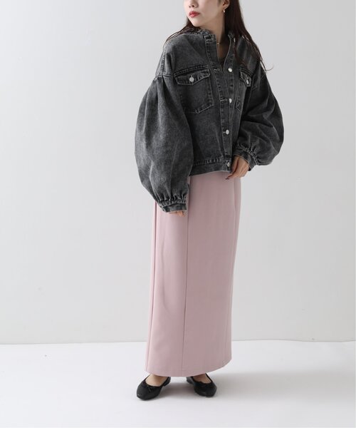 RAY CASSIN(レイカズン)の「デニムギャザーブルゾン(デニムジャケット・レディース・ブラック/ネイビー・FREE)」の4枚目の写真