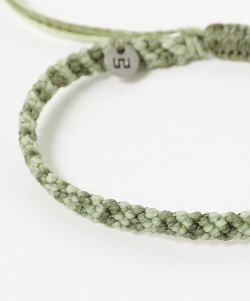 wakami（ワカミ）の「wakami × BEAMS / 別注 ビーズ ブレスレット 3本セット 2022（ブレスレット・メンズ・チャコールグレー/ベージュ/オリーブ/オレンジ/ブルー/マルチ/ライトカーキ・ONE SIZE）」の20枚目の写真