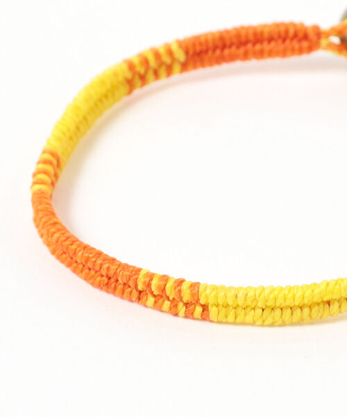 wakami（ワカミ）の「wakami × BEAMS / 別注 ビーズ ブレスレット 3本セット 2022（ブレスレット・メンズ・チャコールグレー/ベージュ/オリーブ/オレンジ/ブルー/マルチ/ライトカーキ・ONE SIZE）」の18枚目の写真