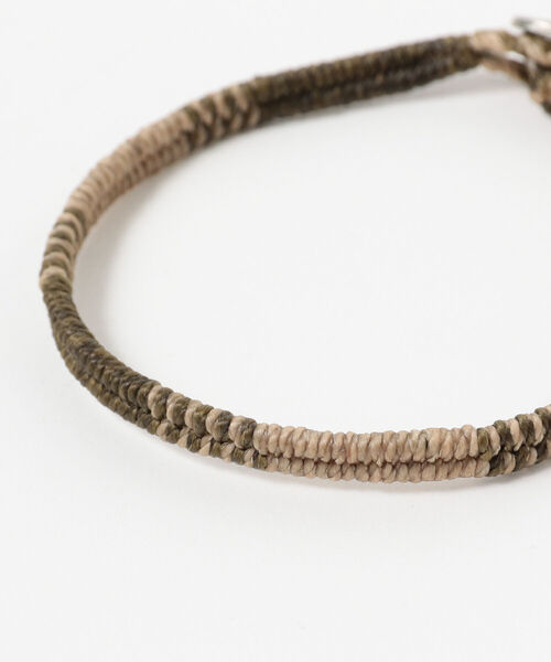 wakami（ワカミ）の「wakami × BEAMS / 別注 ビーズ ブレスレット 3本セット 2022（ブレスレット・メンズ・チャコールグレー/ベージュ/オリーブ/オレンジ/ブルー/マルチ/ライトカーキ・ONE SIZE）」の13枚目の写真