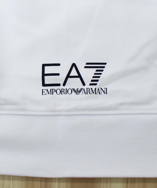 EMPORIO ARMANI(エンポリオアルマーニ)の「EA7 ビッグロゴベーシックスウェットパーカー 6KPM69 PJBWZ(パーカー・メンズ・ホワイト/ブラック・M/L/XL)」の11枚目の写真