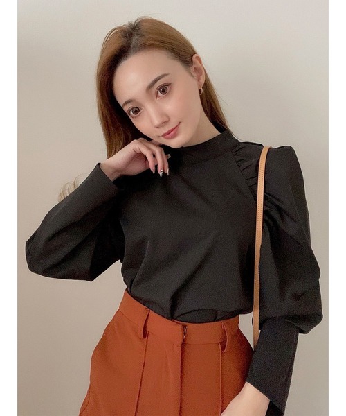 DURAS（デュラス）の「プチハイネックパワショルトップス（Tシャツ/カットソー・レディース・ブラック/アイボリー/ベージュ・FREE）」の5枚目の写真