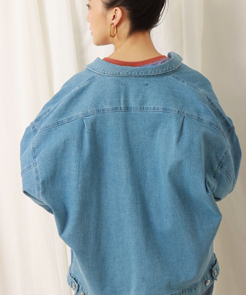 libelle more（リベル モア）の「ストレッチデニム　衿付きジャケット（デニムジャケット・レディース・サックスブルー/インディゴブルー/ブルー・M/L）」の16枚目の写真