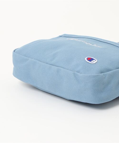 Champion(チャンピオン)の「≪Champion/チャンピオン≫ ショルダーバッグ マイルズ No.63401 2L ライトブラウン(ショルダーバッグ・レディース・ブルー/ライトブラウン/ピンク/オフホワイト・FREE)」の8枚目の写真