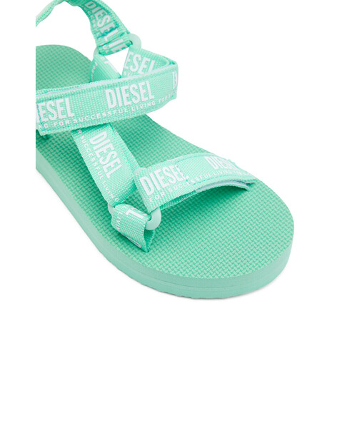 DIESEL（ディーゼル）の「キッズ シューズ スポーツサンダル ロゴ（サンダル・キッズ・ブラック/レッド/その他・35/36/37/34/33）」の22枚目の写真