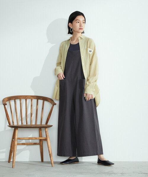 ONIGIRI(オニギリ)の「コットンリネン サロペット(サロペット/オーバーオール・レディース・ベージュ/チャコール・MEDIUM/LARGE)」の14枚目の写真