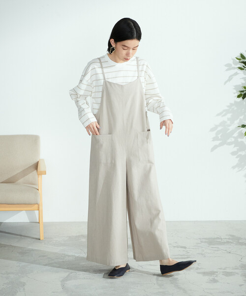 ONIGIRI(オニギリ)の「コットンリネン サロペット(サロペット/オーバーオール・レディース・ベージュ/チャコール・MEDIUM/LARGE)」の17枚目の写真