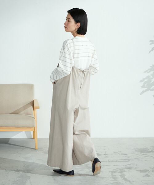 ONIGIRI(オニギリ)の「コットンリネン サロペット(サロペット/オーバーオール・レディース・ベージュ/チャコール・MEDIUM/LARGE)」の20枚目の写真