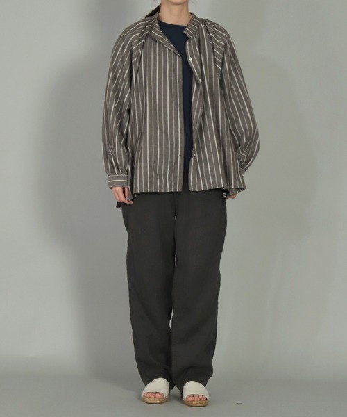 ARTEPOVERA（アルテポーヴェラ）の「[ARTE POVERA] 21sp33 コットンストライプ スタンドギャザリングシャツ（シャツ/ブラウス・レディース・ベージュ系その他/グレー系その他・FREE）」の12枚目の写真