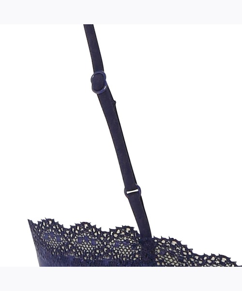 AMOSTYLE BY Triumph（アモスタイルバイトリンプ）の「ロングキャミソール ナショナルフラワー AMST1386 L.CAMI JX（その他アンダーウェア/インナー・レディース・ブルー/ホワイト・L/M）」の4枚目の写真