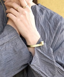 contra bo nepre（コントラ ボ ネプレ ）の「barl bangle plate /　バングル（バングル/リストバンド）」