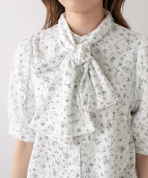 OLIVE des OLIVE（オリーブデオリーブ）の「半袖ボウタイブラウス（シャツ/ブラウス・レディース・ホワイト/ネイビー/オフホワイト・FREE）」の18枚目の写真