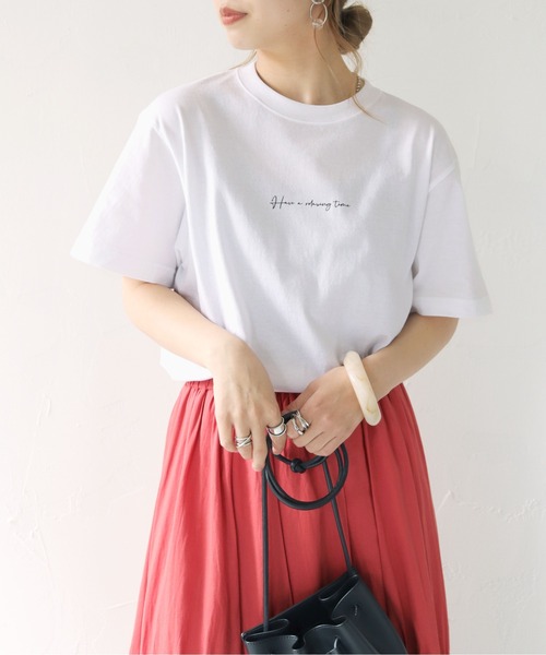 HER CLOSET（ハークローゼット）の「【shemoshelly】WEB限定5.6オンスカリグラフィーロゴTシャツ（Tシャツ/カットソー・レディース・ホワイト系その他2/ホワイト系その他/ブラック系その他/ブラック系その他2・M/L/S）」の11枚目の写真