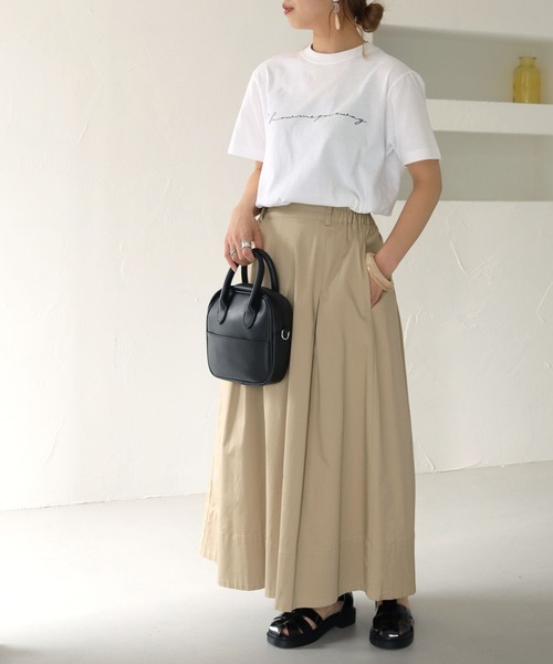 HER CLOSET（ハークローゼット）の「【shemoshelly】WEB限定5.6オンスカリグラフィーロゴTシャツ（Tシャツ/カットソー・レディース・ホワイト系その他2/ホワイト系その他/ブラック系その他/ブラック系その他2・M/L/S）」の19枚目の写真