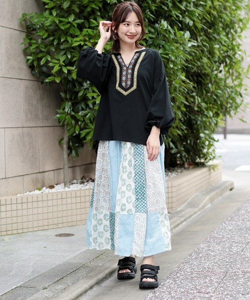 チチカカ（チチカカ）の「リサイクルコットン×チロリープルオーバー（シャツ/ブラウス・レディース・ホワイト/ブラック・FREE）」の4枚目の写真