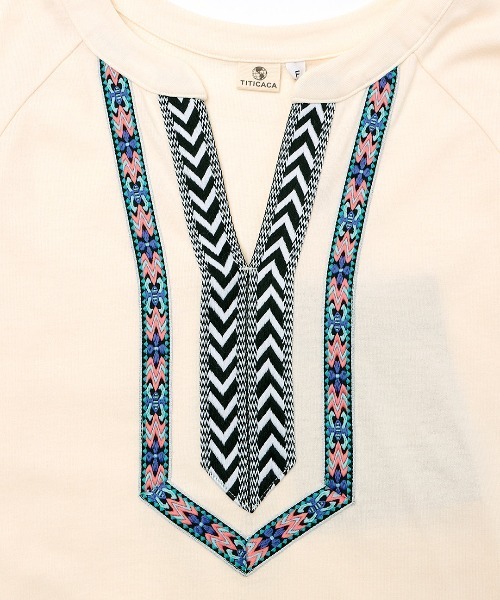 チチカカ（チチカカ）の「リサイクルコットン×チロリープルオーバー（シャツ/ブラウス・レディース・ホワイト/ブラック・FREE）」の11枚目の写真