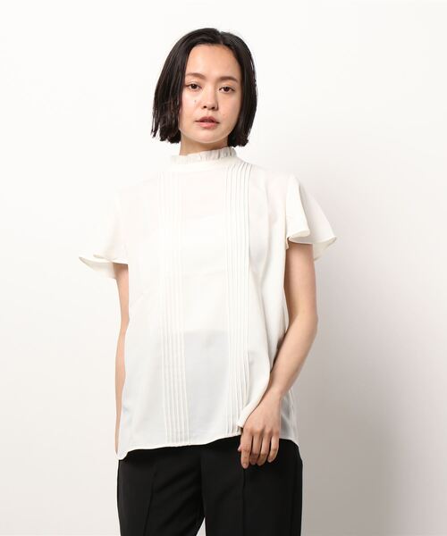 Te chichi TERRASSE(テチチテラス)の「衿フリルブラウス(シャツ/ブラウス・レディース・ブラック/ベージュ/オフホワイト・フリ-)」の6枚目の写真