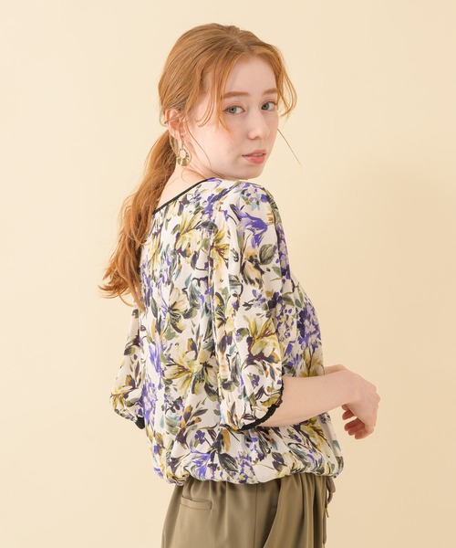 malla（マーラ）の「malla イペカビスコースフラワーブラウス（シャツ/ブラウス・レディース・ホワイト/ブラック・FREE）」の6枚目の写真