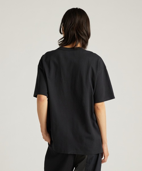 NIKE(ナイキ)の「ナイキ スポーツウェア プレミアム エッセンシャル メンズ Tシャツ / Nike Sportswear Premium Essentials Men's T-Shirt<XS-3XL 展開>(Tシャツ/カットソー・メンズ・ブラック/グリーン系その他/ホワイト/パープル/オリーブ系/ライトオリーブ/ロイヤルブルー/ホワイト系その他2/カーキ/ブルー/グリーン系その他3・S/M/L/2XL/XL/XS/3XL)」の16枚目の写真