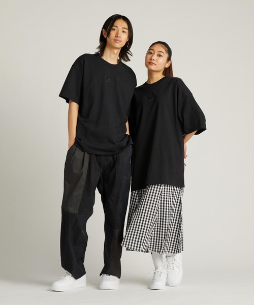NIKE(ナイキ)の「ナイキ スポーツウェア プレミアム エッセンシャル メンズ Tシャツ / Nike Sportswear Premium Essentials Men's T-Shirt<XS-3XL 展開>(Tシャツ/カットソー・メンズ・ブラック/グリーン系その他/ホワイト/パープル/オリーブ系/ライトオリーブ/ロイヤルブルー/ホワイト系その他2/カーキ/ブルー/グリーン系その他3・S/M/L/2XL/XL/XS/3XL)」の19枚目の写真