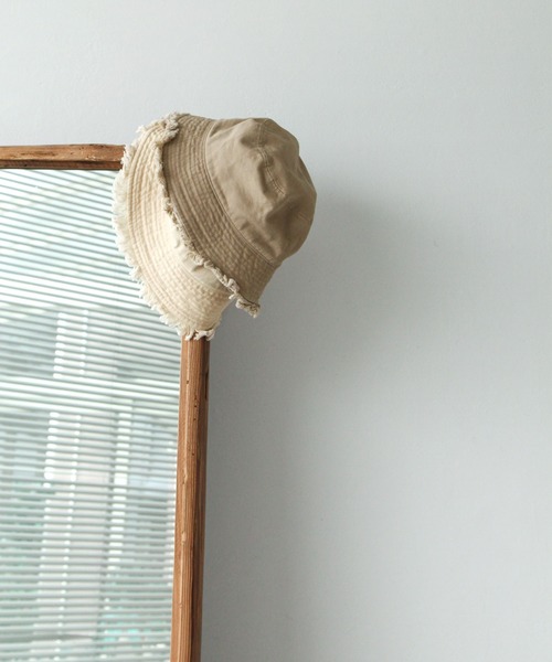 Chillfar（チルファー）の「フリンジツイルバケットハット（ハット・レディース・ブラック/アイボリー/グレイッシュベージュ・FREE）」の4枚目の写真