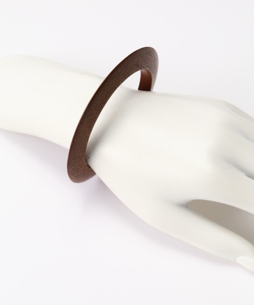 ROSE BUD（ローズバッド）の「ウッドバングル（バングル/リストバンド・レディース・ブラウン・FREE）」の6枚目の写真